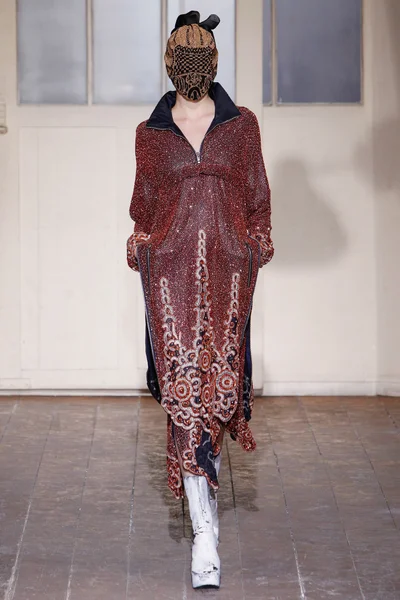Look 14